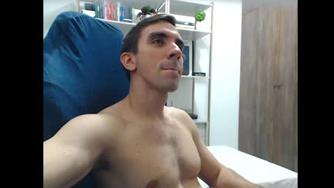 Snapshot of gatosarado23 chatting on February 20, 5:01 am gatosarado23 online show from February 20, 5:01 am