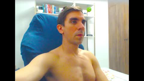 Snapshot of gatosarado23 chatting on February 26, 8:39 am gatosarado23 online show from February 26, 8:39 am