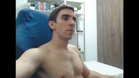 Snapshot of gatosarado23 chatting on January 23, 1:08 am gatosarado23 online show from January 23, 1:08 am