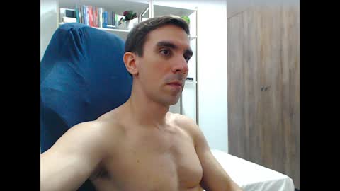 Snapshot of gatosarado23 chatting on February 6, 2:22 am gatosarado23 online show from February 6, 2:22 am
