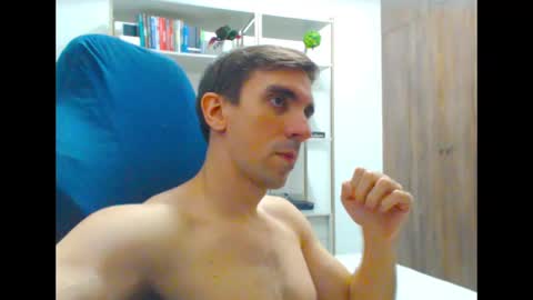 Snapshot of gatosarado23 chatting on February 17, 1:04 am gatosarado23 online show from February 17, 1:04 am
