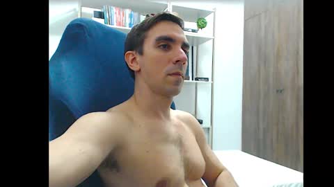 Snapshot of gatosarado23 chatting on September 16, 2:13 am gatosarado23 online show from September 16, 2:13 am