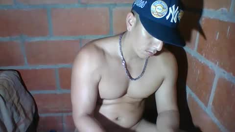 gattitosexy_95 online show from November 25, 7:01 pm