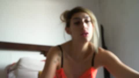 Monique online show from February 25, 7:49 pm