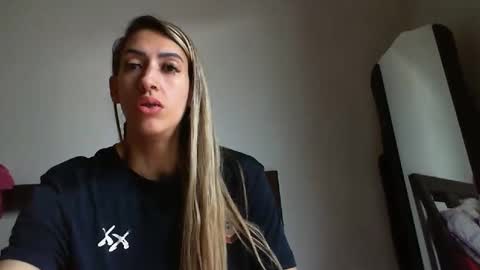 Monique online show from December 16, 6:27 pm