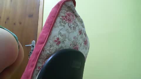 Monique online show from December 31, 10:01 pm