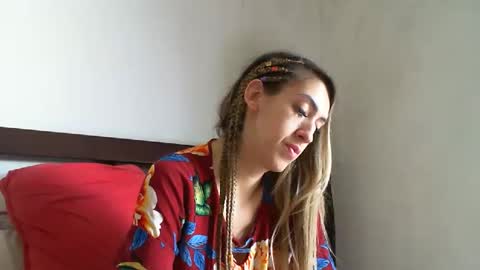 Monique online show from January 22, 5:38 pm