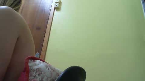 Monique online show from January 2, 1:49 am