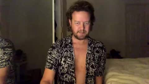 gcsurfer81 online show from May 25, 1:06 pm