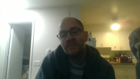 geekgamer41 online show from December 2, 3:16 am