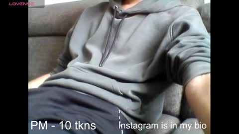 geil123569551 online show from June 15, 10:40 am