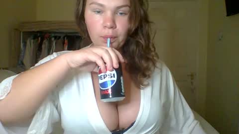 Snapshot of gemarmalade chatting on September 15, 7:21 am GEMARMALADE online show from September 15, 7:21 am