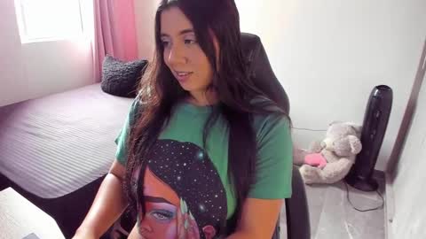 geminis11 online show from December 6, 6:44 pm