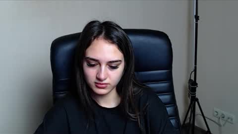 Gemma online show from November 27, 8:33 am