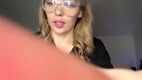 Genesis online show from February 5, 9:13 am