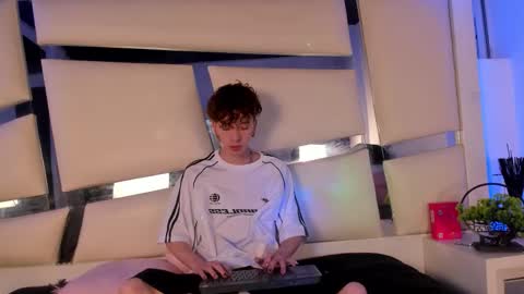 genesis_js online show from November 21, 4:54 am