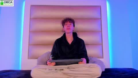 genesis_js online show from March 31, 2:01 am