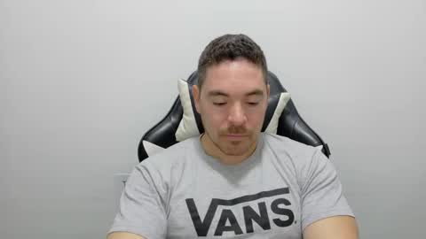 genesis_wb online show from October 25, 3:40 am