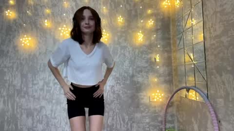 Riana online show from April 13, 1:37 pm