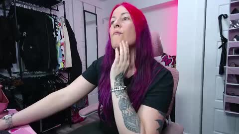 Genny Rock   and  online show from May 5, 12:28 am
