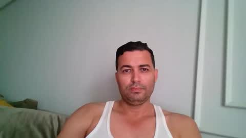 Snapshot of genteldevil chatting on September 29, 9:30 am genteldevil online show from September 29, 9:30 am