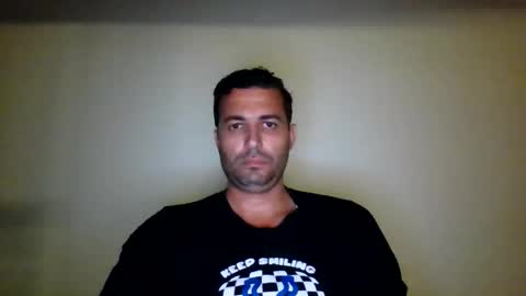 Snapshot of genteldevil chatting on October 18, 10:36 pm genteldevil online show from October 18, 10:36 pm