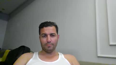 Snapshot of genteldevil chatting on October 12, 11:17 pm genteldevil online show from October 12, 11:17 pm
