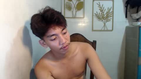 Rayl online show from October 22, 3:46 pm