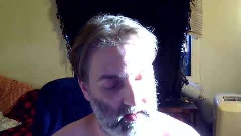 Snapshot of geoffbmn chatting on September 27, 1:20 pm geoffbmn online show from September 27, 1:20 pm