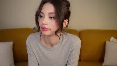 georgiamorandi online show from November 15, 9:22 am