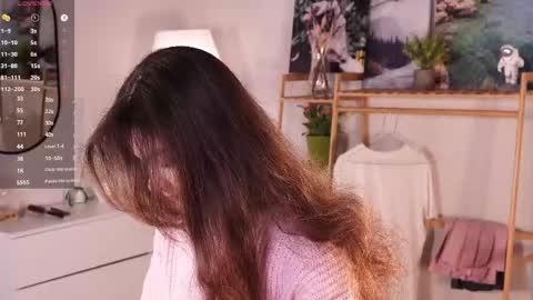 May online show from April 16, 3:39 am