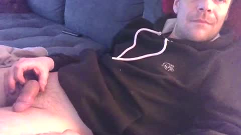 Snapshot of german33bi chatting on March 2, 6:59 am German33FFM1 online show from March 2, 6:59 am