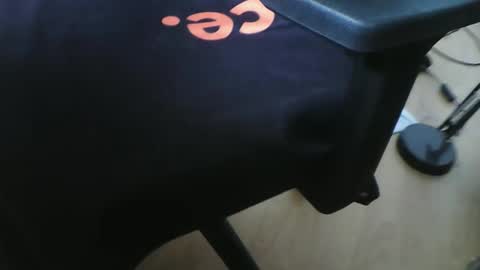 germandaddydick1 online show from November 16, 9:33 am