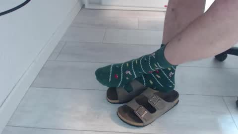 GermanSoleBro online show from December 15, 7:04 am