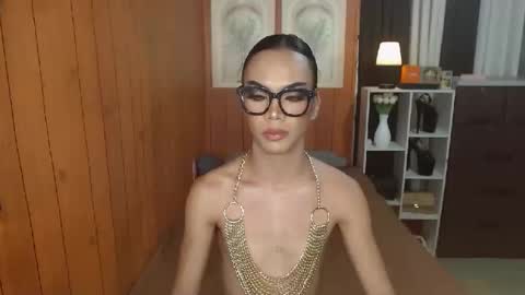 Sidneymorens online show from October 14, 9:29 pm