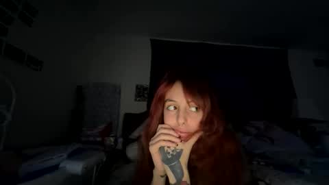 gggpixieprincess99 online show from February 15, 10:30 pm