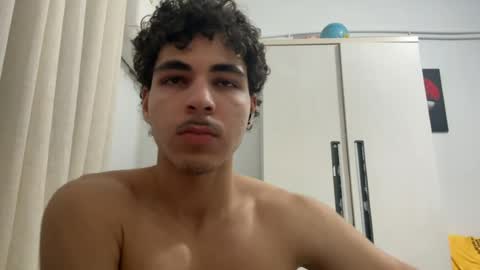 ghilassss online show from August 9, 12:54 am