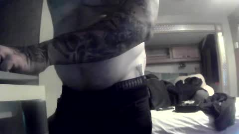 ghostweaze666 online show from December 5, 12:39 pm