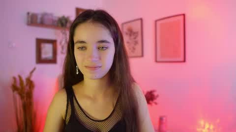 Snapshot of gia_paige18 chatting on September 14, 8:27 am Gia Paige18 online show from September 14, 8:27 am