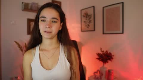 Snapshot of gia_paige18 chatting on September 20, 8:28 am Gia Paige18 online show from September 20, 8:28 am