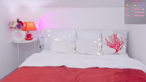 Gia online show from February 14, 1:51 pm