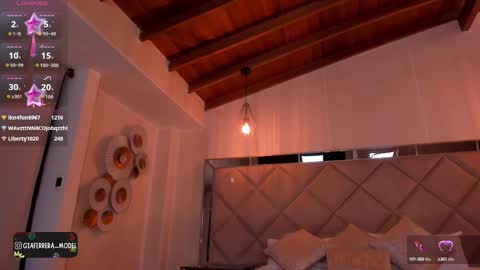 Snapshot of giaferrera_ chatting on September 16, 11:08 pm Gia Ferrera online show from September 16, 11:08 pm