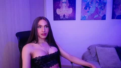 Gia Mint  online show from May 8, 3:34 am
