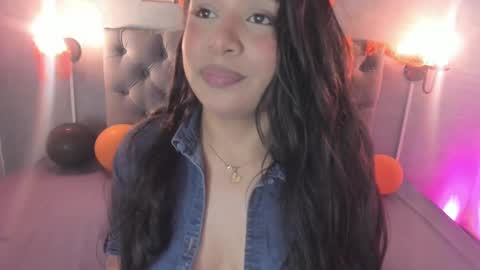 giannaslimjb online show from October 7, 5:14 am