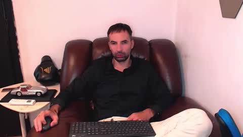 Gianni online show from October 19, 4:33 pm