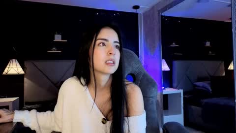 Gia online show from November 30, 7:43 pm