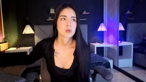 Gia online show from November 23, 6:06 pm