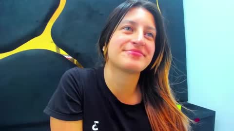 GiaRoussel online show from February 25, 4:57 pm