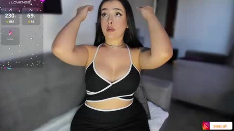 Giggy online show from January 7, 9:35 pm