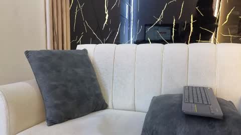gigi_doll11_pm online show from May 11, 4:52 am